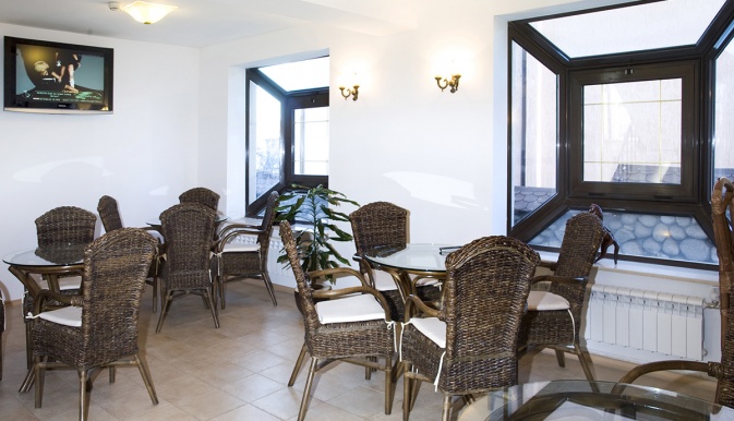 ANELI_BANSKO_AIR_TOUR_TRAVEL 